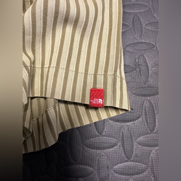 North Face Shirt Adult Extra Large Brown Tan Button Up Outdoors Mens - Picture 3 of 4